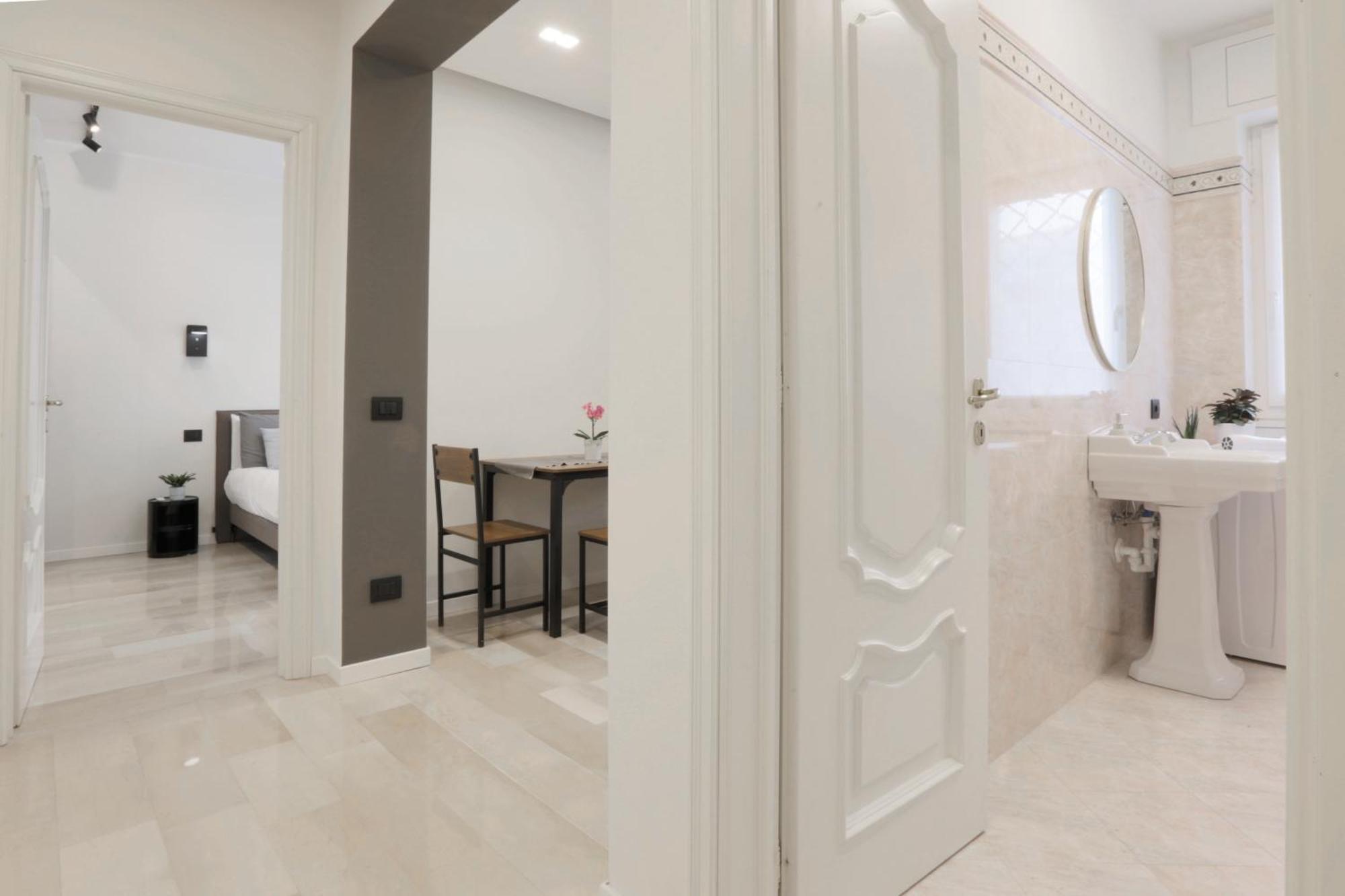 New Modern Flat 10 Minutes Walk From Central Station Milano Exteriör bild
