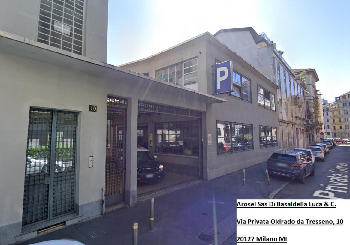 New Modern Flat 10 Minutes Walk From Central Station Milano Exteriör bild